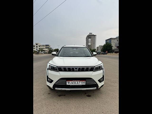 Second Hand Mahindra XUV300 [2019-2024] W8 (O) 1.5 Diesel AMT in Jaipur