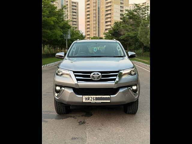 Second Hand Toyota Fortuner [2016-2021] 2.8 4x2 MT [2016-2020] in Chandigarh