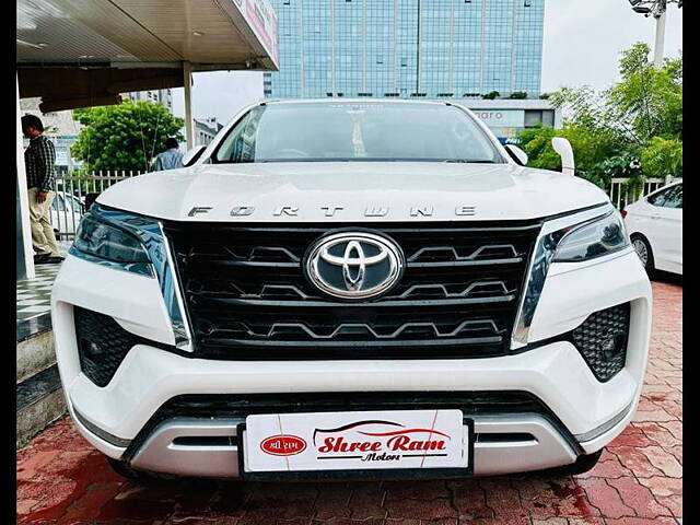 Second Hand Toyota Fortuner [2016-2021] 2.8 4x2 AT [2016-2020] in Ahmedabad