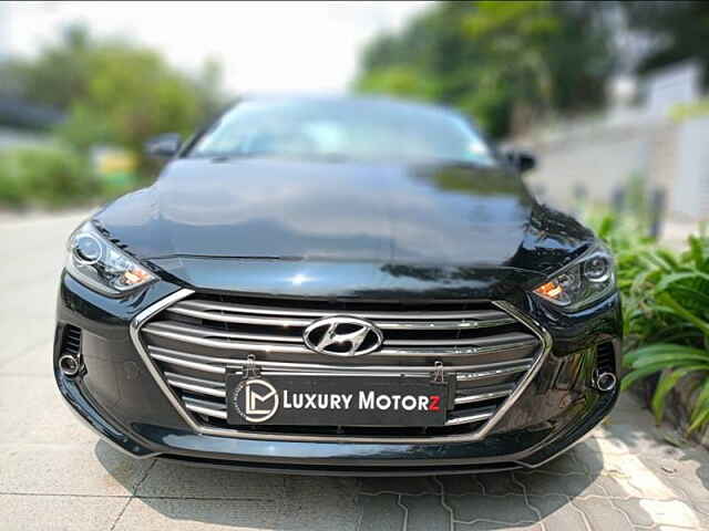 Second Hand Hyundai Elantra SX (O) 2.0 AT in Bangalore