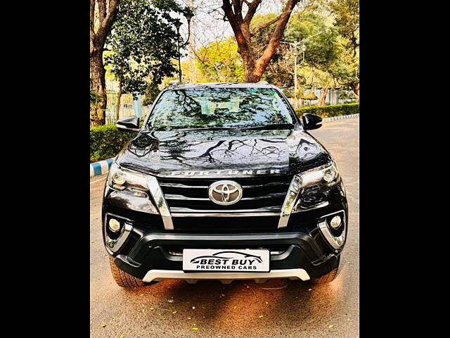 Second Hand Toyota Fortuner [2016-2021] 2.8 4x2 AT [2016-2020] in Kolkata