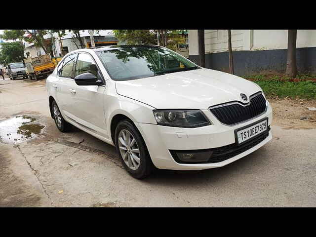 Second Hand Skoda Octavia [2013-2015] Ambition 2.0 TDI AT in Hyderabad