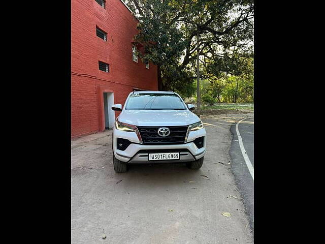 Second Hand Toyota Fortuner 4X4 AT 2.8 Diesel in दिल्ली