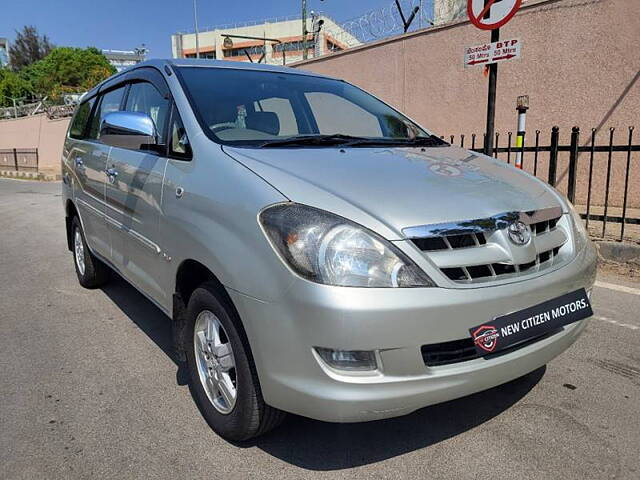 Second Hand Toyota Innova [2005-2009] 2.5 V 7 STR in Bangalore