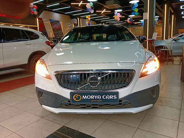 Second Hand Volvo V40 Cross Country [2013-2016] D3 in Mumbai