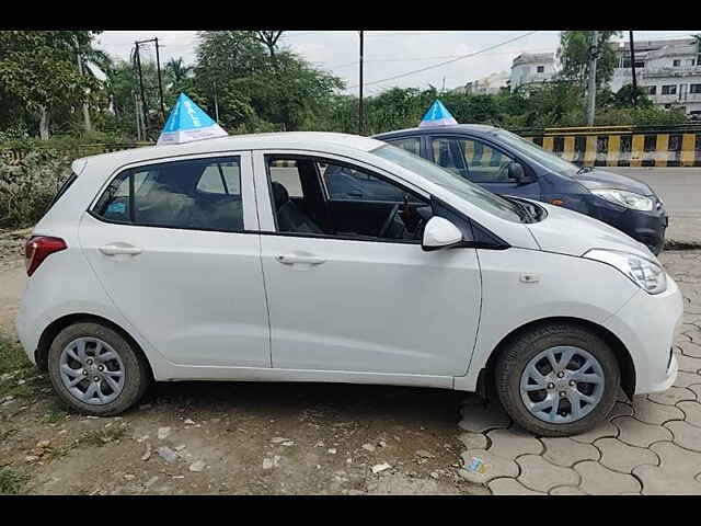 Second Hand Hyundai Grand i10 Sportz U2 1.2 CRDi in Satna