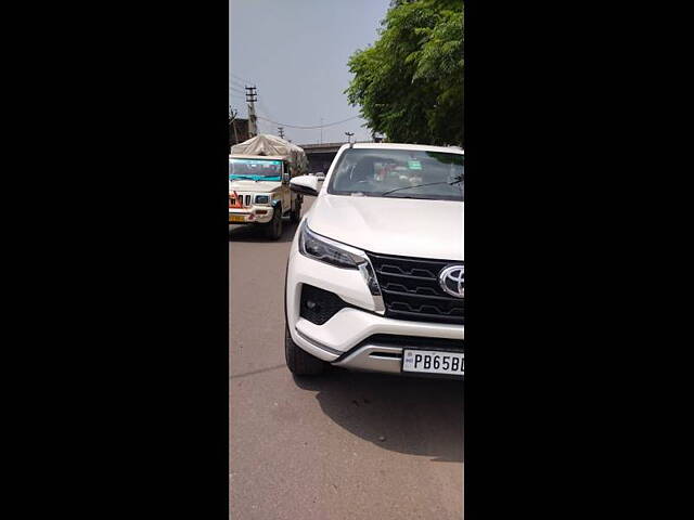 Second Hand Toyota Fortuner [2016-2021] 2.8 4x2 AT [2016-2020] in Chandigarh