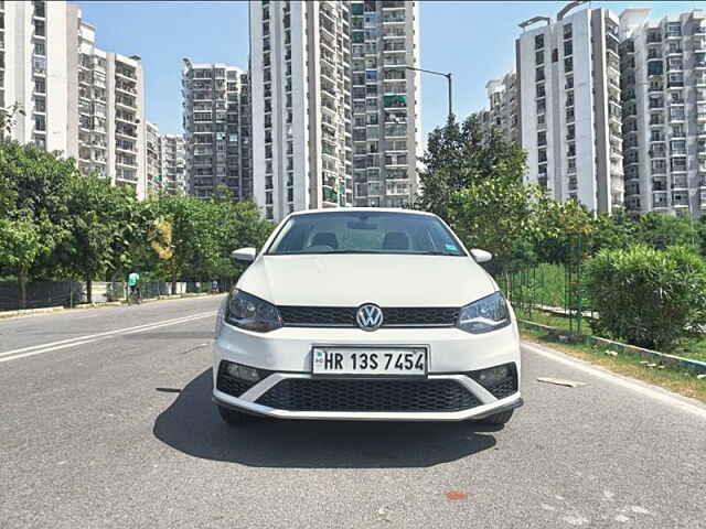 Second Hand Volkswagen Vento [2014-2015] Highline Petrol AT in Noida