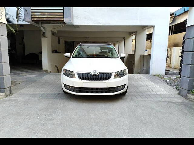 Second Hand Skoda Octavia [2013-2015] Elegance 1.8 TSI AT in Hyderabad