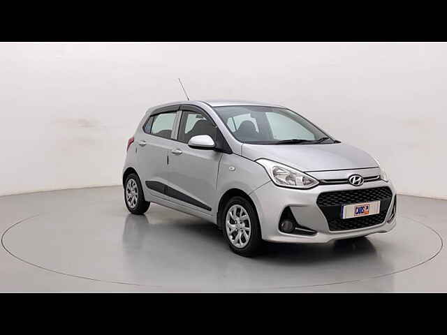 Second Hand Hyundai Grand i10 Magna 1.2 Kappa VTVT in Bangalore