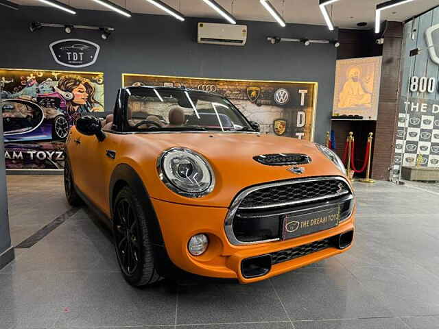 Second Hand MINI Cooper Convertible S in Delhi