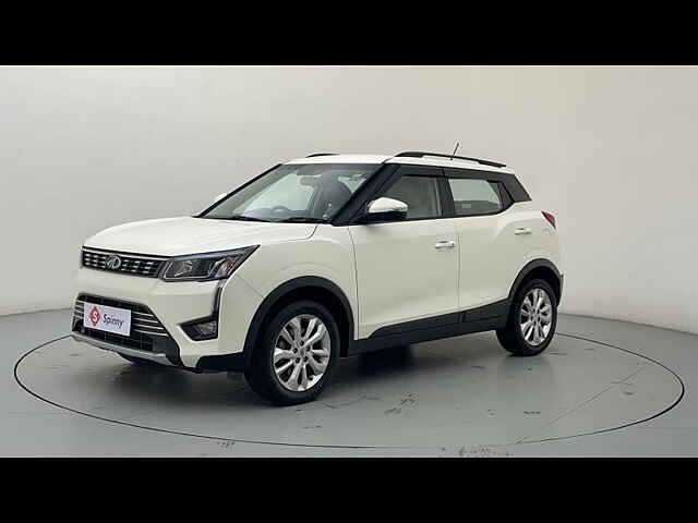 Second Hand Mahindra XUV300 [2019-2024] W8 1.5 Diesel [2020] in Ahmedabad