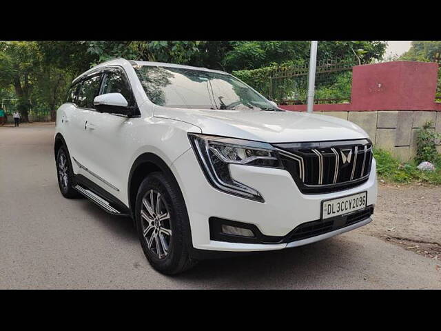 Second Hand Mahindra XUV700 AX 7 Petrol AT Luxury Pack 7 STR [2021] in Delhi