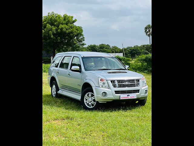 Second Hand Isuzu MU7 [2014-2017] Base BS IV in Vadodara