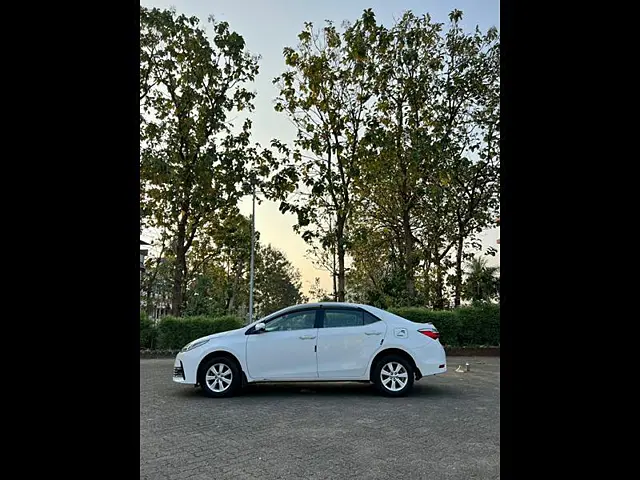 Second Hand Toyota Corolla Altis GL Diesel in Mangalore