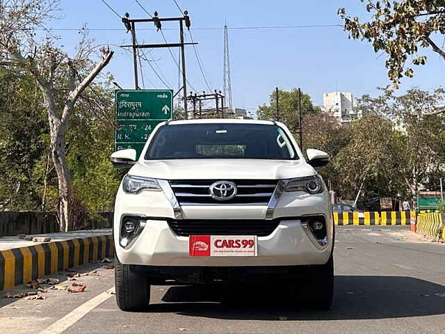 Second Hand Toyota Fortuner [2016-2021] 2.8 4x2 MT [2016-2020] in Noida