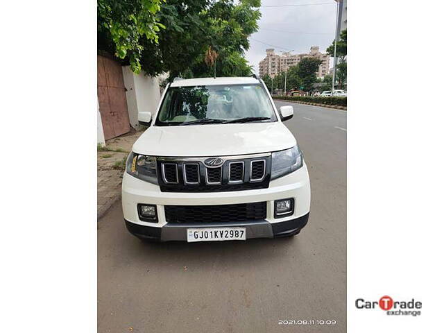 Second Hand Mahindra TUV300 T10 in Ahmedabad