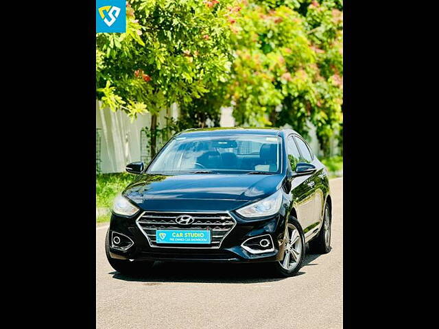 Second Hand Hyundai Verna [2017-2020] SX (O) 1.6 CRDi  AT in Mohali