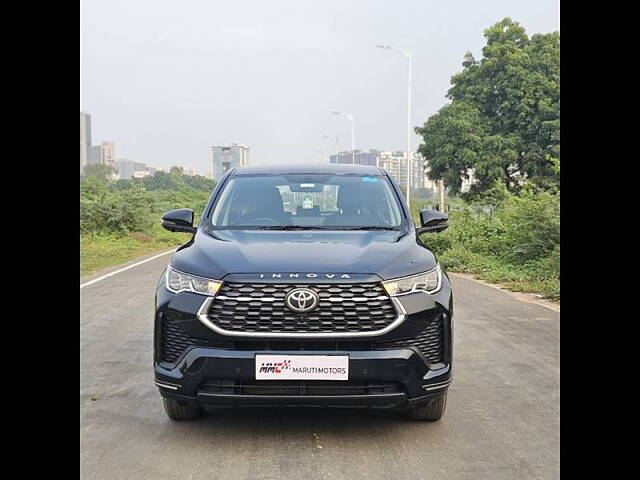 Second Hand Toyota Innova Hycross G-SLF 8 STR in Ahmedabad