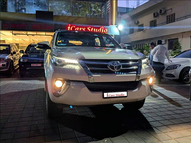 Second Hand Toyota Fortuner [2016-2021] 2.8 4x2 AT [2016-2020] in Bangalore