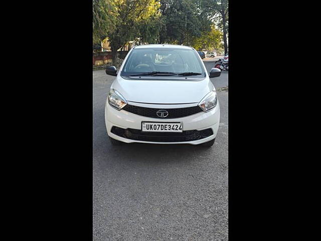 Second Hand Tata Tiago [2016-2020] Revotron XM (O) [2016-2019] in Dehradun