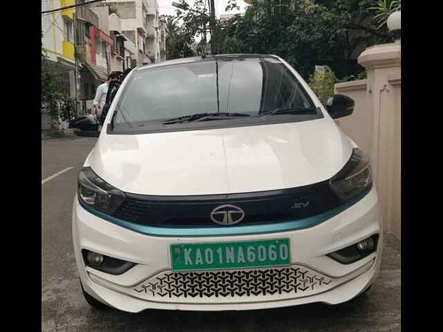 Second Hand Tata Tiago EV XZ Plus Tech LUX Long Range Fast Charger in Bangalore