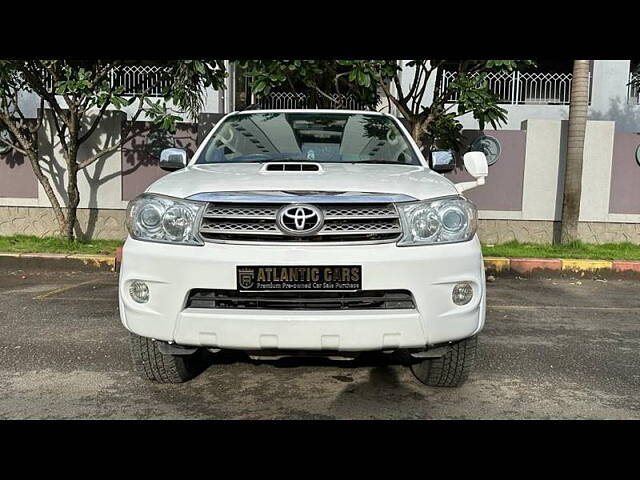 Second Hand Toyota Fortuner [2009-2012] 3.0 MT in Pune