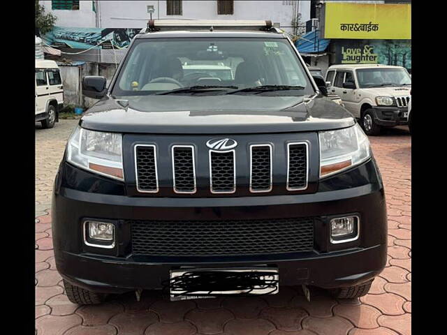 Second Hand Mahindra TUV300 [2015-2019] T8 AMT in Indore