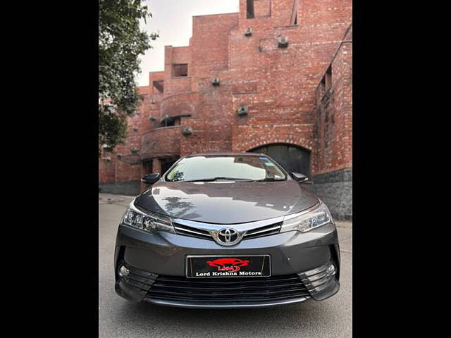 Second Hand Toyota Corolla Altis G CVT Petrol in Delhi