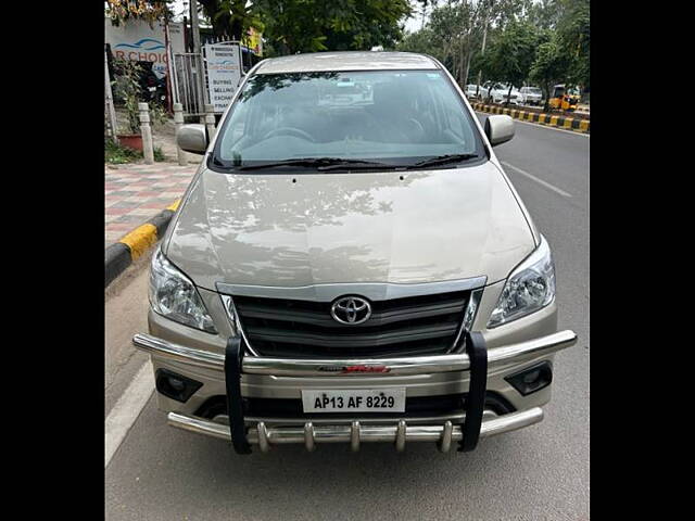 Second Hand Toyota Innova [2013-2014] 2.5 GX 7 STR BS-III in Hyderabad