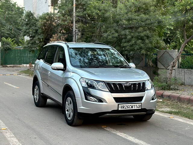 Second Hand Mahindra XUV500 [2015-2018] W6 1.99 in Delhi