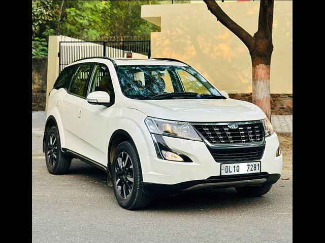 Second Hand Mahindra XUV500 W11 (O) AT in Delhi