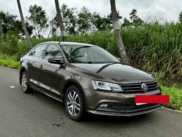 Second Hand Volkswagen Jetta Highline TDI AT in Kolhapur