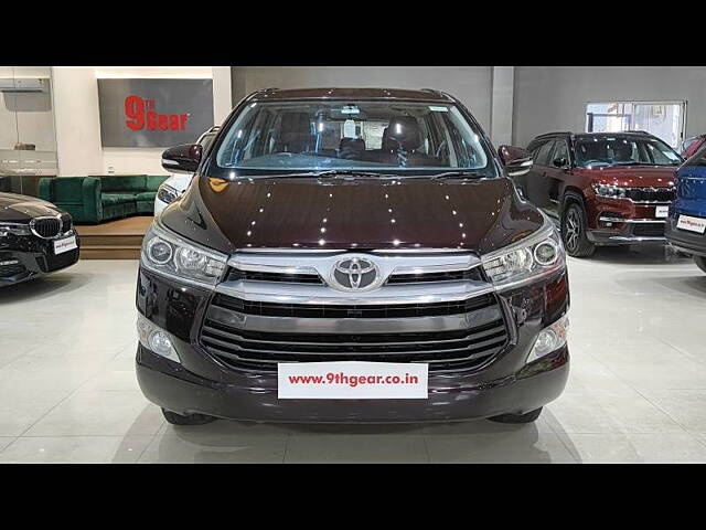 Second Hand Toyota Innova Crysta [2016-2020] 2.4 V Diesel in Bangalore