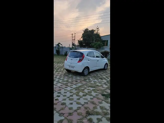 Second Hand Hyundai Eon Era + in Dehradun
