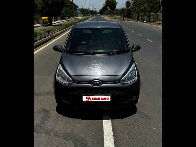 Second Hand Hyundai Grand i10 Magna U2 1.2 CRDi in Ahmedabad