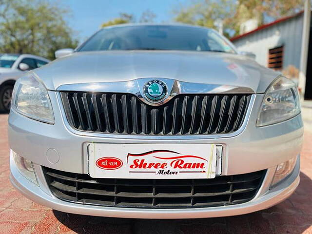 Second Hand Skoda Rapid Ambition 1.6 MPI MT in Ahmedabad