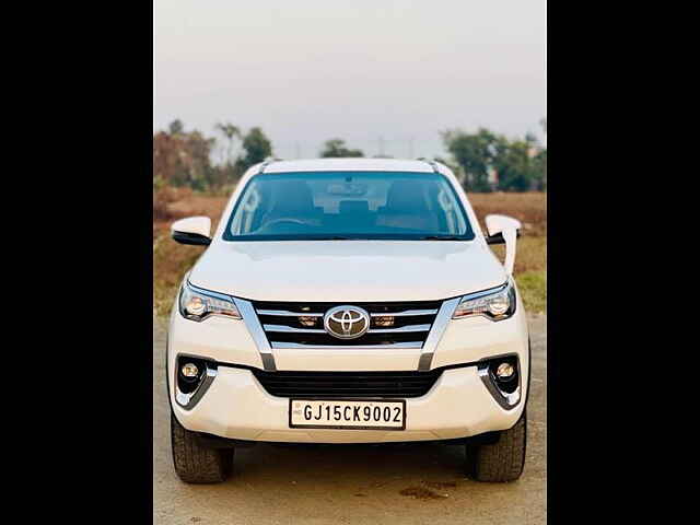 Second Hand Toyota Fortuner [2016-2021] 2.8 4x2 AT [2016-2020] in Surat