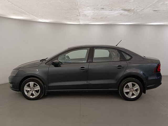 Second Hand Skoda Rapid [2011-2014] Ambition 1.6 TDI CR MT in Indore