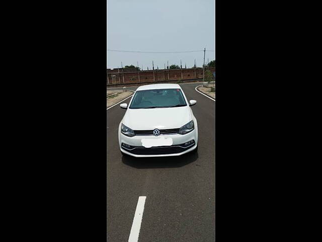 Second Hand Volkswagen Polo Highline Plus 1.0 (P) 16 Alloy in Gulbarga