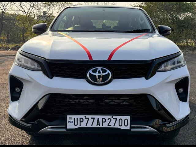 Second Hand Toyota Fortuner Legender 2.8 4X2 AT in Delhi