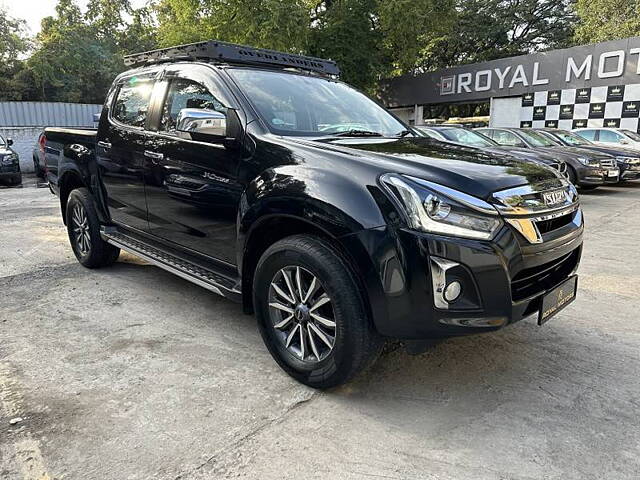 Second Hand Isuzu D-Max [2021-2024] V-Cross Z 4x2 AT [2021] in Pune
