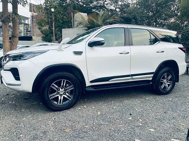 Second Hand Toyota Fortuner 4X2 AT 2.8 Diesel in Ahmedabad