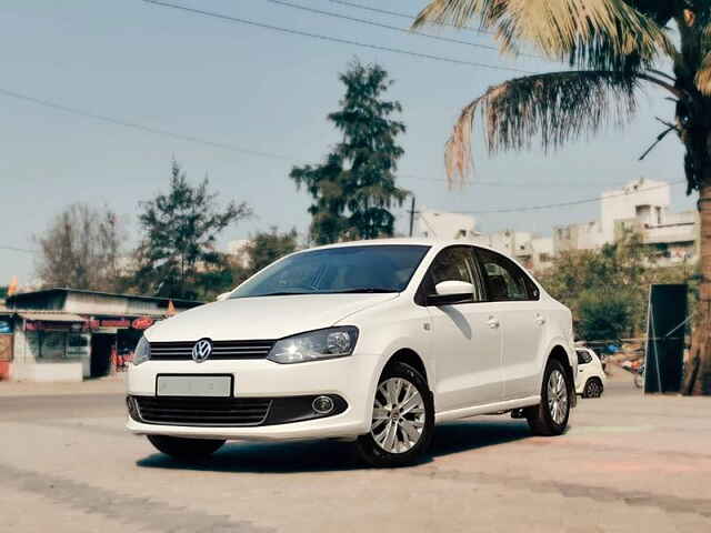 Second Hand Volkswagen Vento [2014-2015] Highline Diesel AT in Surat