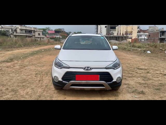 Second Hand Hyundai i20 Active 1.2 S in देहरादून