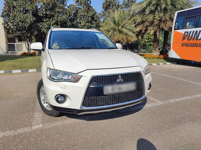 Second Hand Mitsubishi Outlander [2007-2015] 2.4 MIVEC 7 STR in Mohali