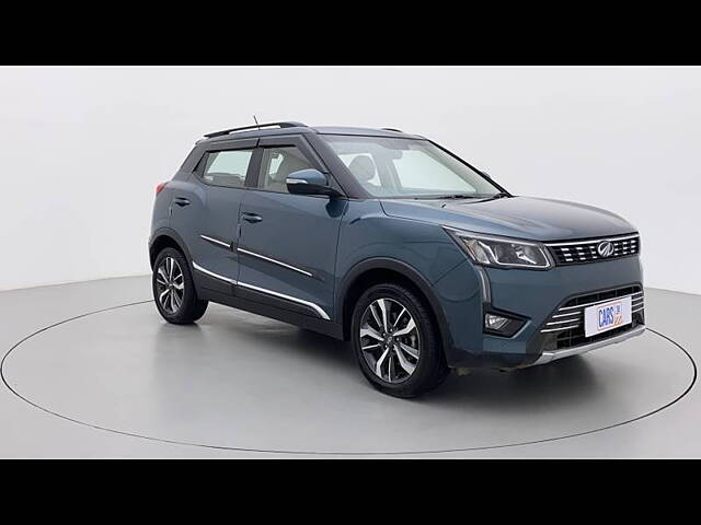 Second Hand Mahindra XUV300 [2019-2024] W8 (O) 1.2 Petrol AMT in Pune