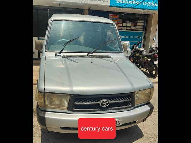 Second Hand Toyota Qualis [2000-2002] FS B2 in Chennai