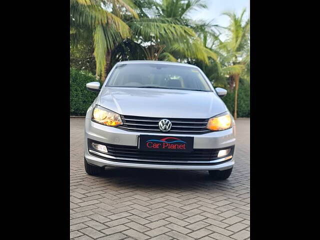 Second Hand Volkswagen Vento [2015-2019] Highline Diesel AT [2015-2016] in Surat