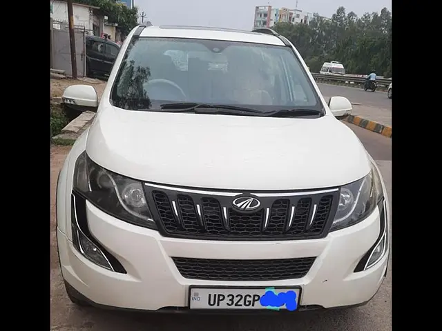 Second Hand Mahindra XUV500 [2015-2018] W10 in Lucknow